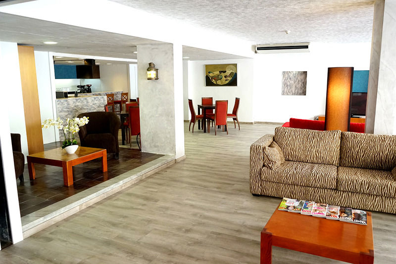Checkin Torredembarra Hotel Buitenkant foto